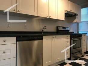 Building Photo - Amazing 2 bed 1 bath in Allston....