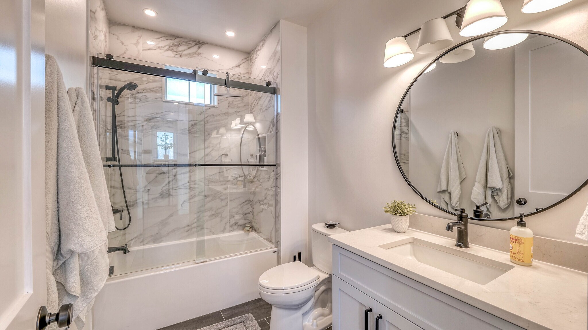 Building Photo - 101 S Madison Ave