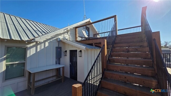 Building Photo - 16580 Fm 2115