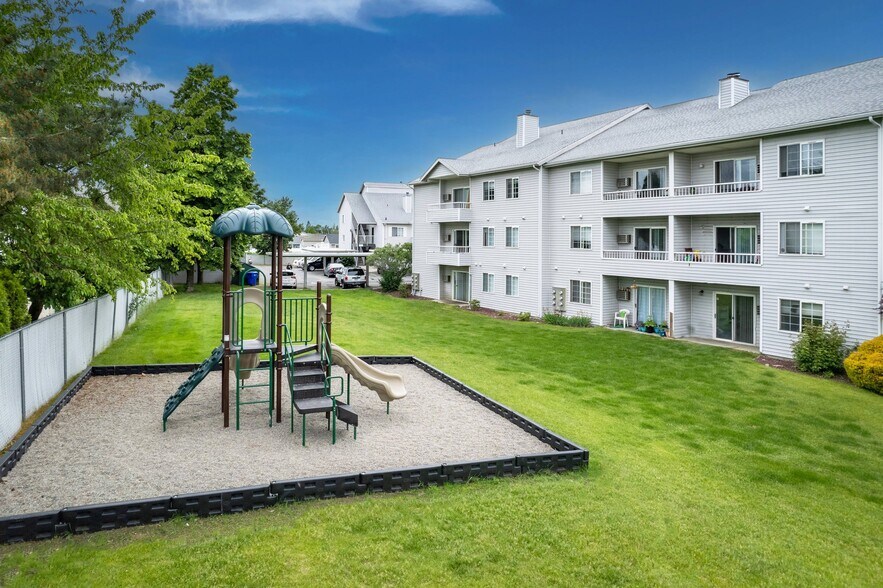 Willowbrook Apartments 12202 E Maxwell Ave Spokane Valley WA 99206