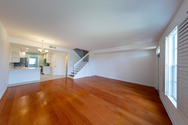 Building Photo - 150 Wentworth Ct