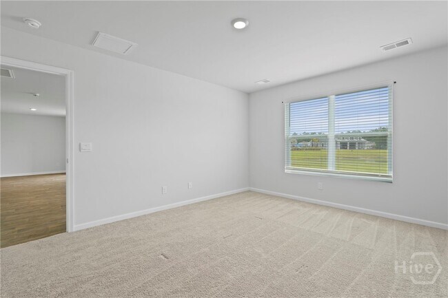 Building Photo - 231 Skylark Rd