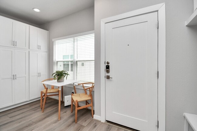 Building Photo - 23823 Cumberland Ridge Dr