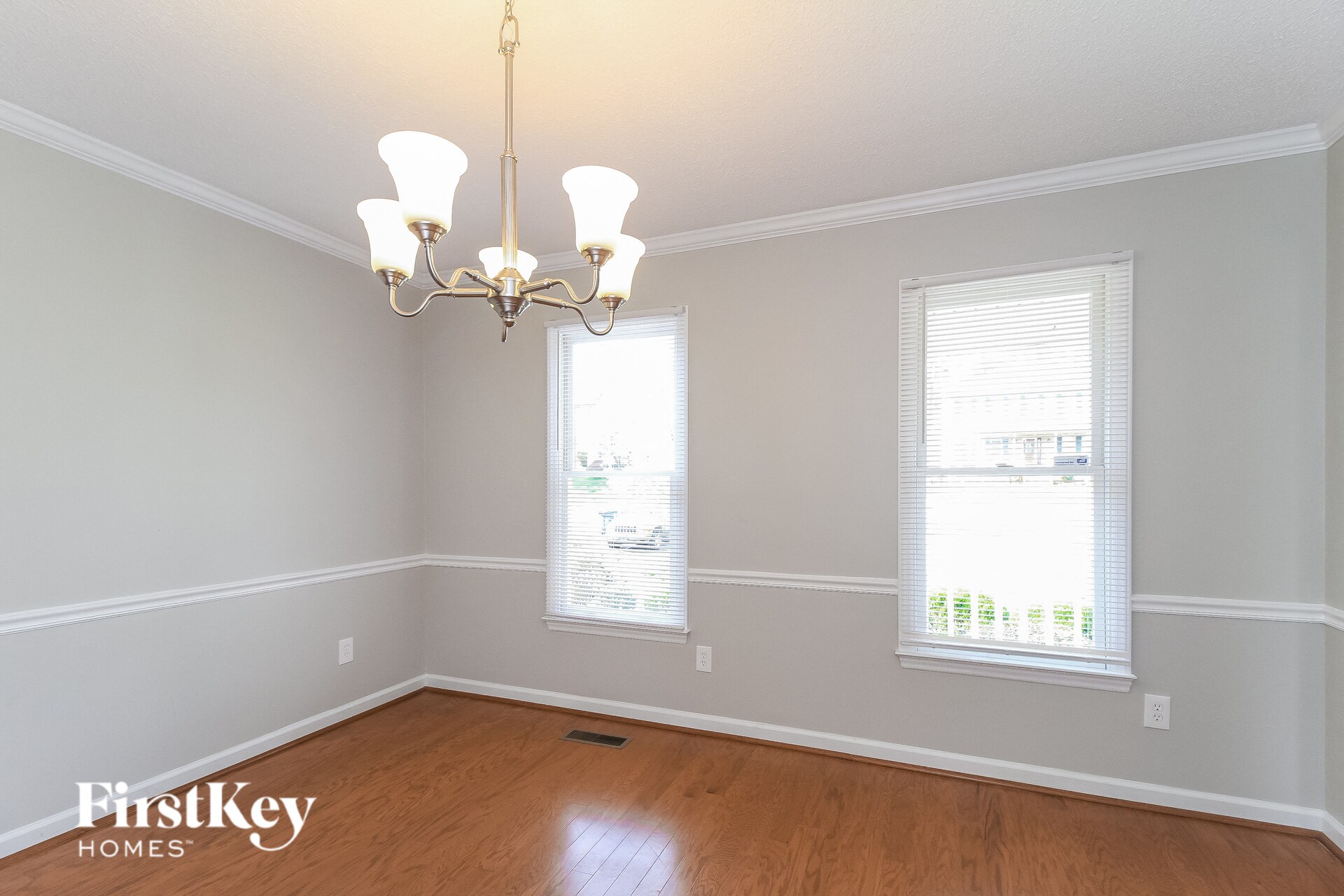 Building Photo - 3110 Glenshire Dr