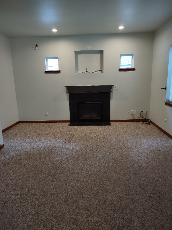 Building Photo - 25818 Arklow Pl NE