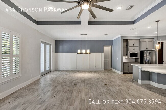 Building Photo - 434 Bronson Pkwy