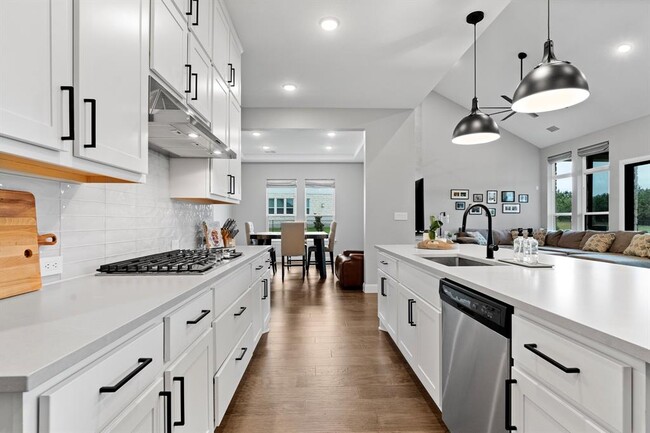 Building Photo - 209 Northcrest Dr