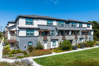 Building Photo - Village at Vintage Ranch