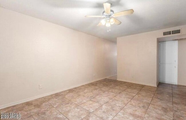 Building Photo - Nice 3 bedroom 2 bath!