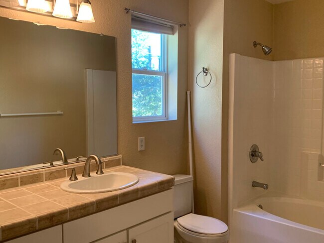 Building Photo - 3434 Paydirt Dr