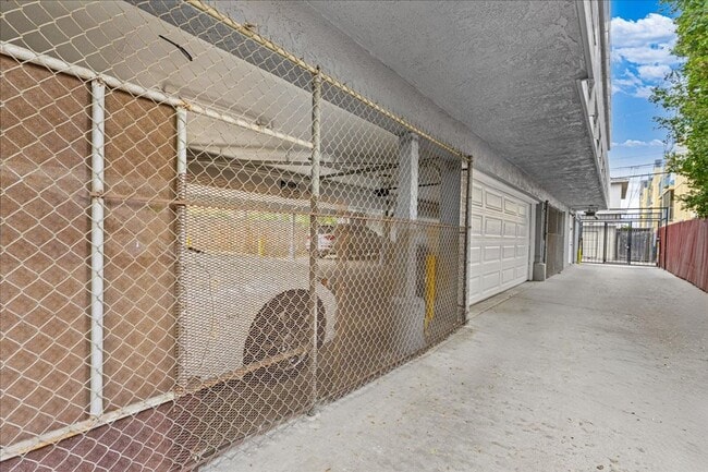 Building Photo - 1755 Sherman Pl