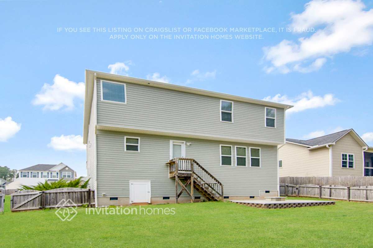 Building Photo - 181 Sequoia Dr