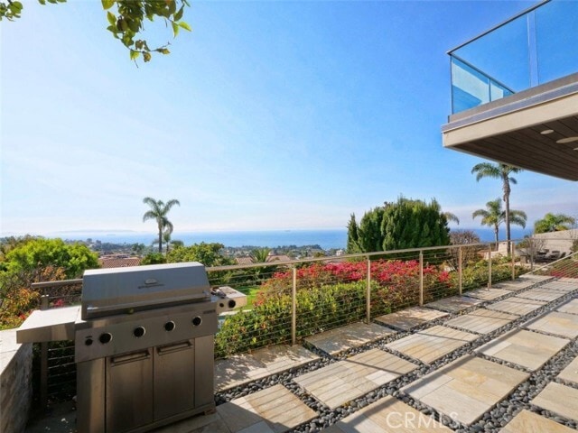 Building Photo - 1356 Vía Romero