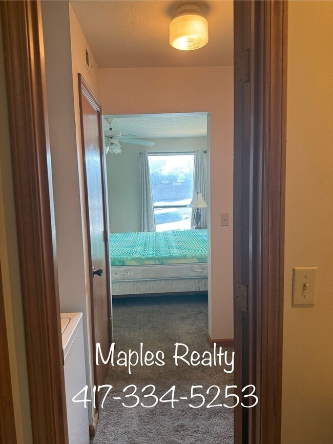 Building Photo - One bedroom FURNSIHED condo at Pointe Royale