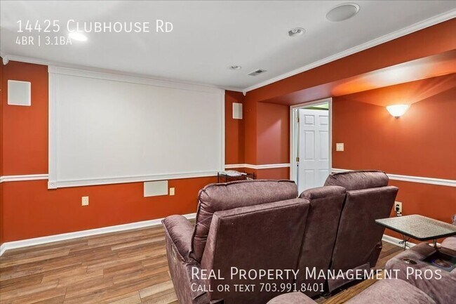 Building Photo - 14425 Clubhouse Rd