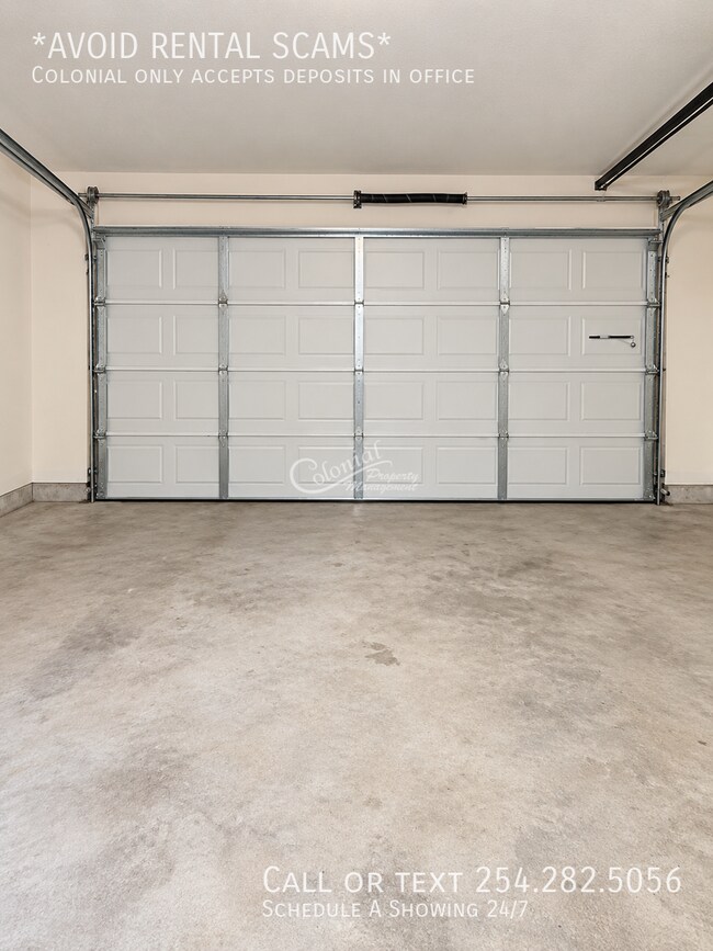 Building Photo - 5207 Holster Dr
