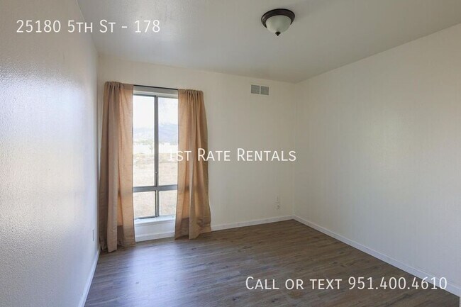 Building Photo - 25180 5th St