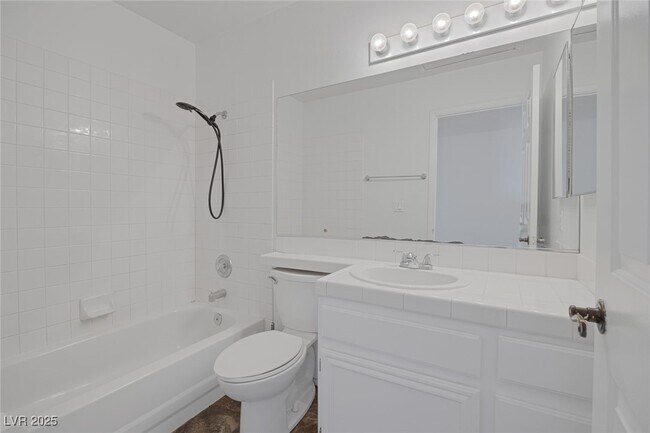 Building Photo - 4112 Evora Cir