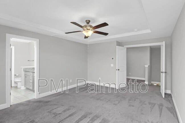 Building Photo - 318 Stillington St