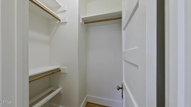 Building Photo - 1915 Las Lunas St