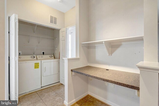 Building Photo - 5130 Brittney Elyse Cir