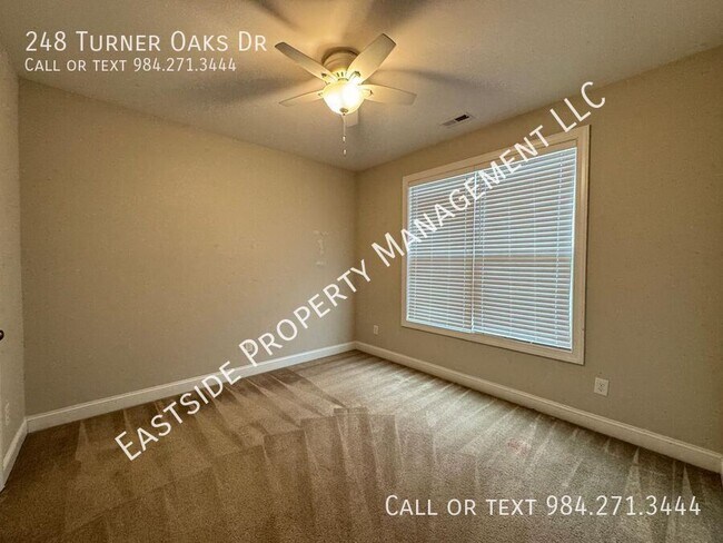 Building Photo - 248 Turner Oaks Dr