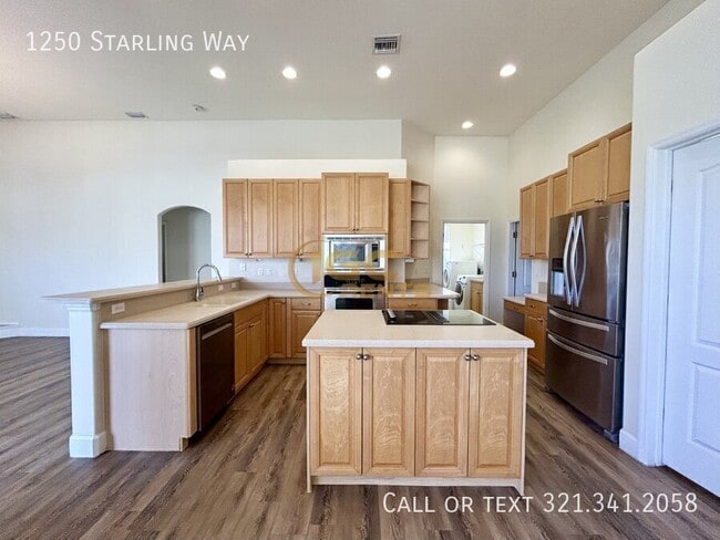 Building Photo - 1250 Starling Way