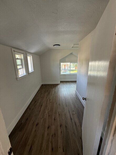 Building Photo - 1225 Sage Ave