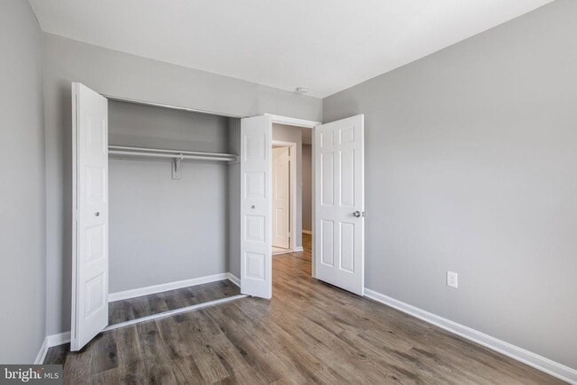 Building Photo - 14630 Tynewick Terrace