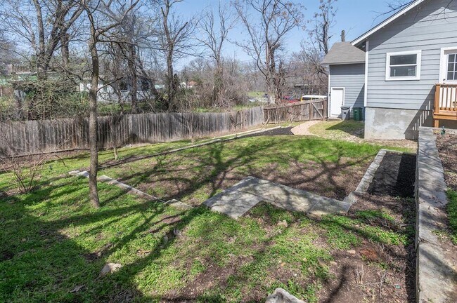 Building Photo - 5209 Delores Ave
