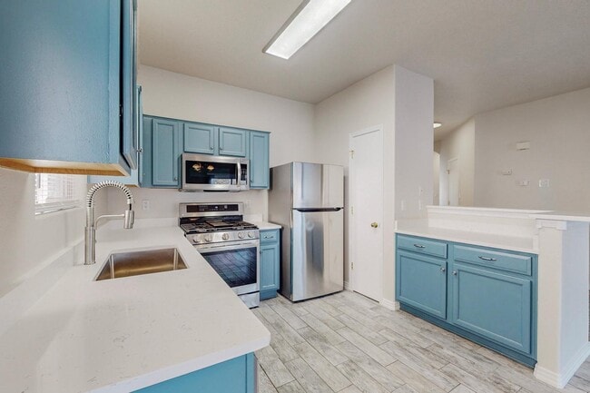 Building Photo - 5419 Saturnia Rd NW