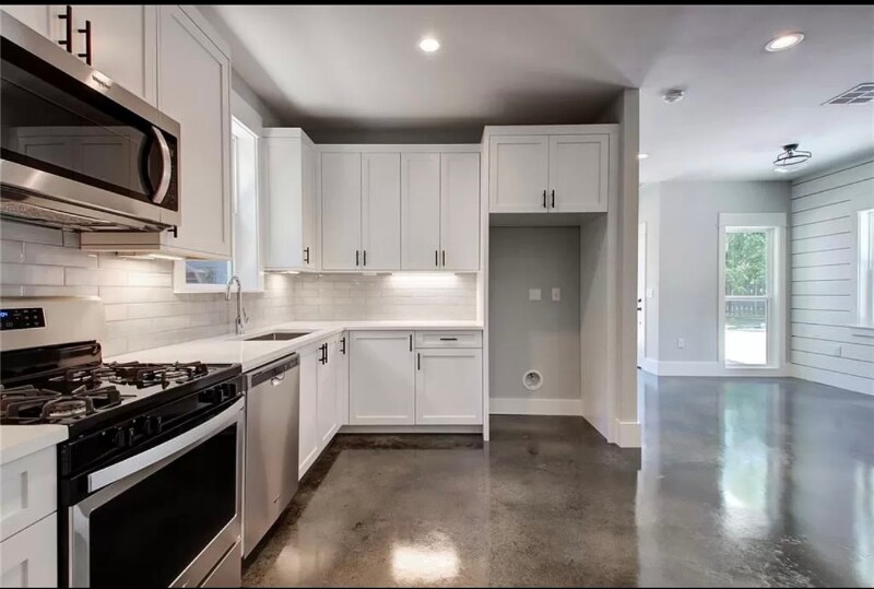 Building Photo - 902 Taulbee Ln