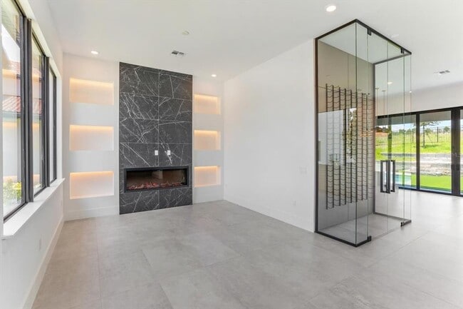 Building Photo - 16825 Bolsena Dr