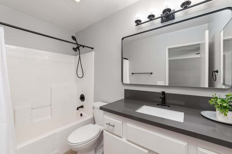 Building Photo - 50855 Chiapas Dr