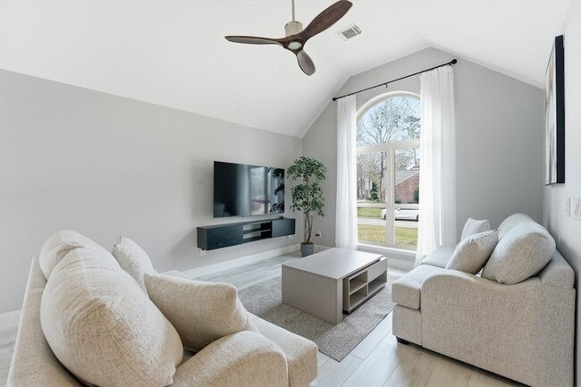 Building Photo - 179 N Dreamweaver Cir