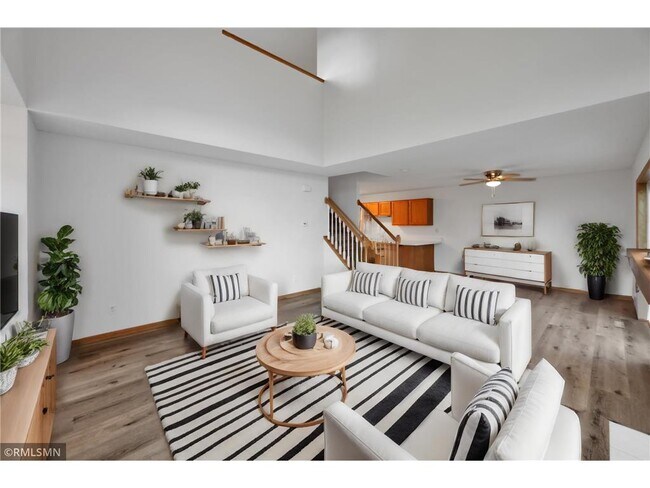 Building Photo - 17397 Glacier Wy