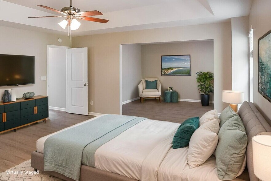 Building Photo - 119 Crescent Brook Crossing