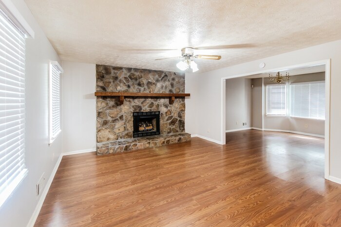 Building Photo - 1205 Masters Ln