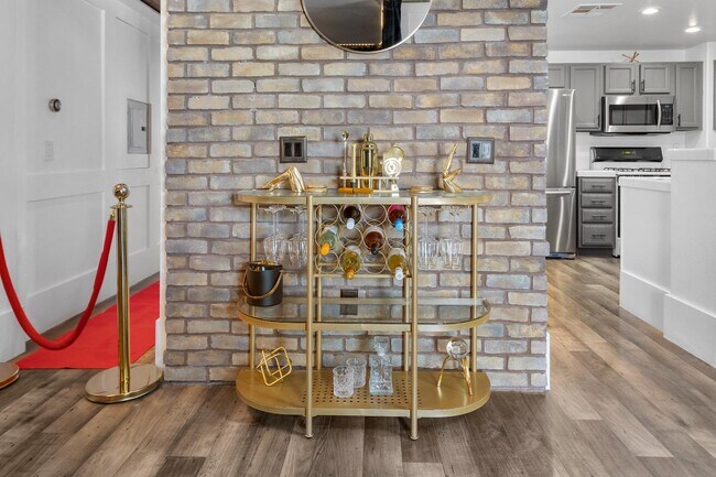 Building Photo - 10809 Garden Mist Dr