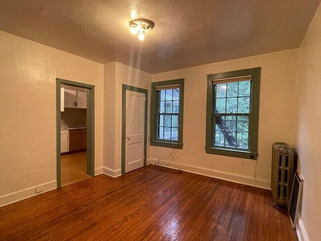 Building Photo - 3125 Guilford Ave