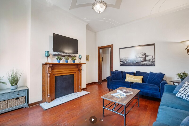 Building Photo - 134 41st St