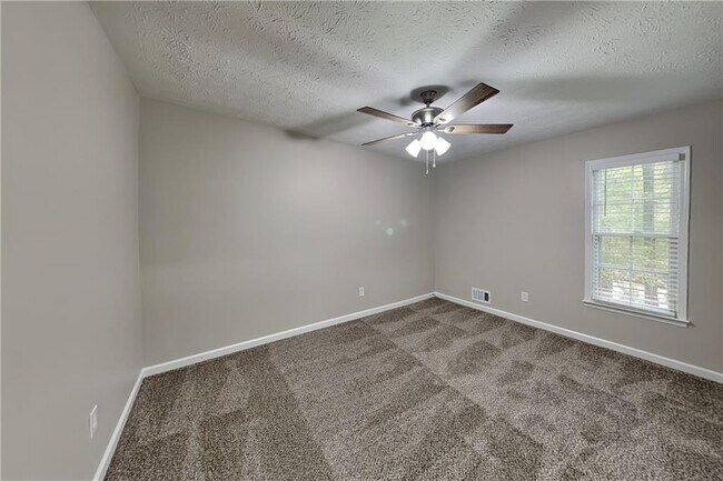 Building Photo - 2820 Broxton Mill Ct