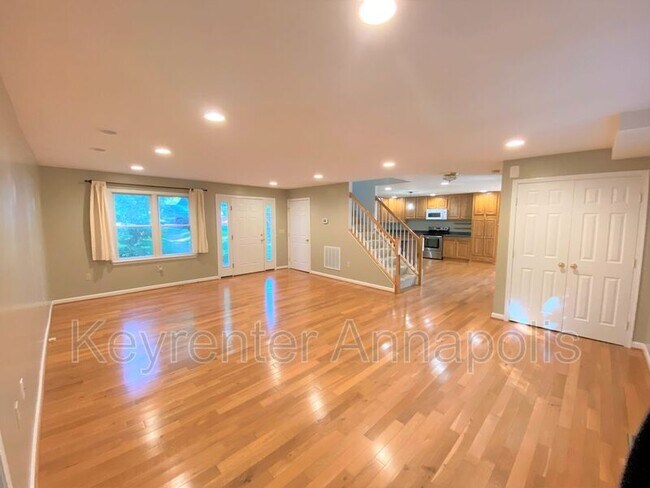 Building Photo - 1161 Green Holly Dr