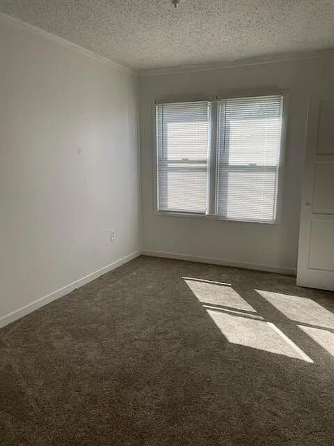 Building Photo - 418 Delafield Ave