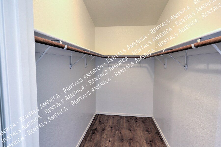 Building Photo - 10984 N Double Eagle Ct