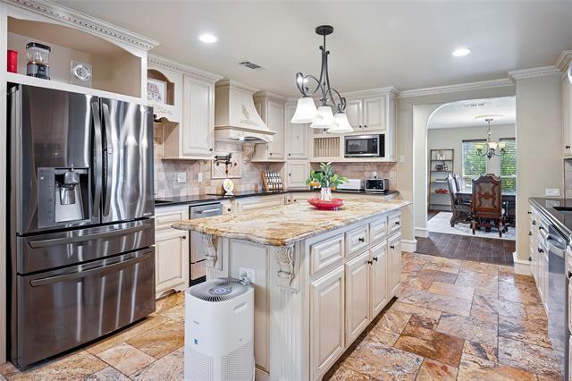 Building Photo - 2309 Parker Rd