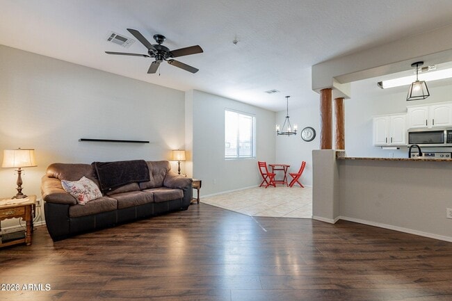 Building Photo - 2155 N Grace Blvd