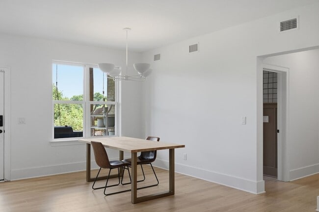 Building Photo - 7628 Delancey Dr