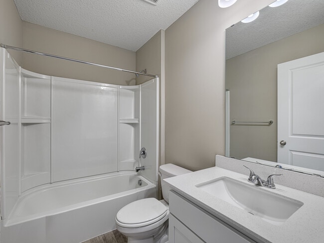 Building Photo - 14377 Fernbrook Ln N