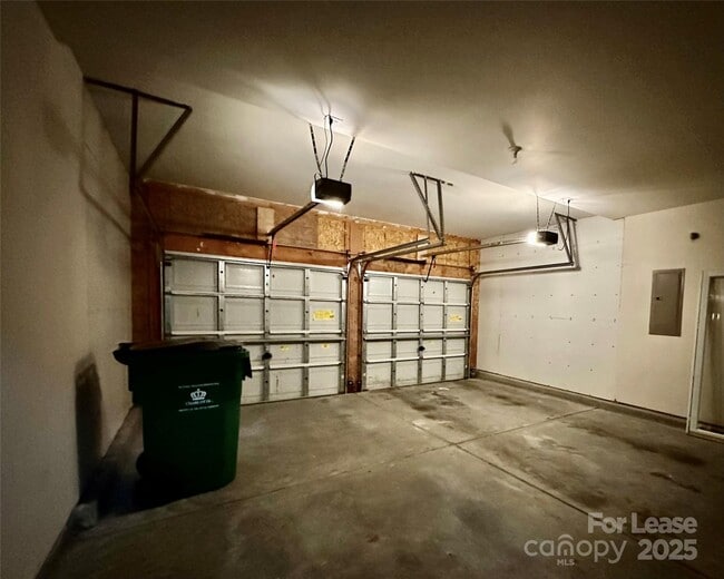 Building Photo - 14119 Eldon Dr